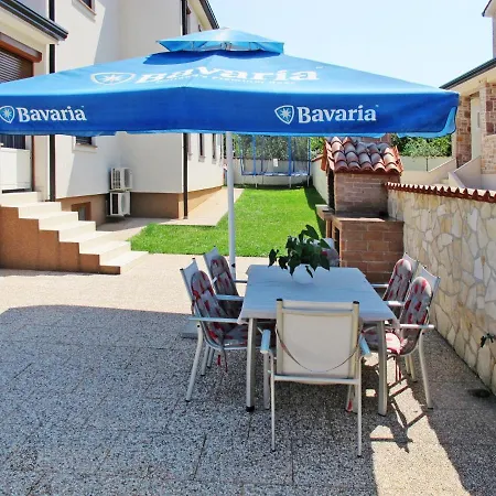 Jana - Prc403 Poreč